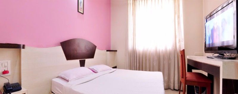 Hotel Heritage Dakshin Navi Mumbai Esterno foto