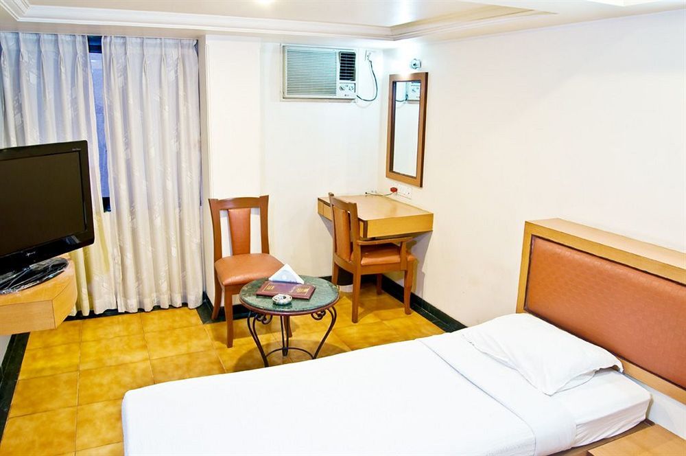 Hotel Heritage Dakshin Navi Mumbai Esterno foto